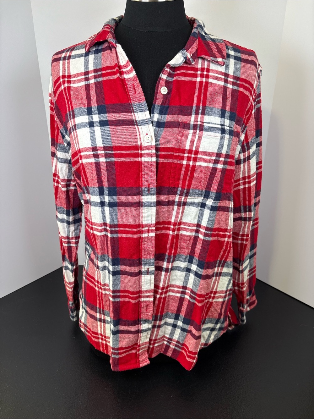 GAP Red Navy White Plaid Button-Down Shirt